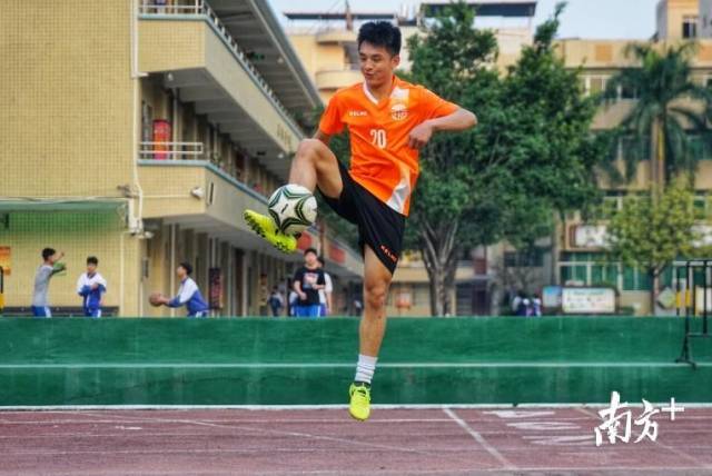 清远首个！清城15岁少年梁家铭入选全国校园足球初中甲组国家队